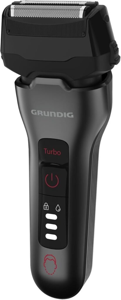 Afeitadora para hombre GRUNDIG MS 8330 con 60 minutos de autonomía, cortapatillas plegable, sistema de corte triple, hecho con un 74 % de plástico reciclado, diseño en Cromo Oscuro/Rojo para uso global.