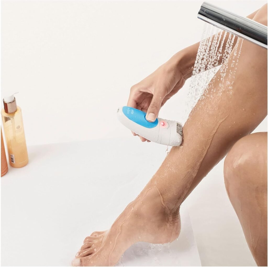 Braun Silk-épil 5 Damen-Epilierer zur Haarentfernung - Weiß/Türkis, inkl. Rasier- und Trimmeraufsatz. Kaufen Sie jetzt Ihre Haarentfernungslösung für seidig glatte Haut.