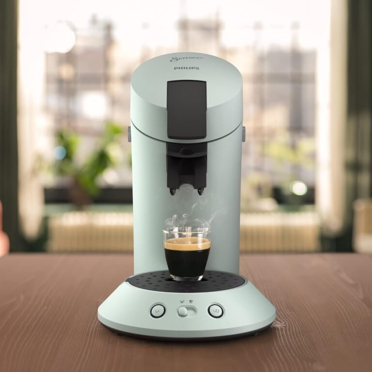 Imagen de la Philips Haushaltsgeräte Senseo Original Plus CSA210/20 Kaffeepadmaschine en color mint. ¡Descubre la nueva Coffee Boost-Technologie y la selección de intensidades de café en esta máquina de reciclaje de plástico!