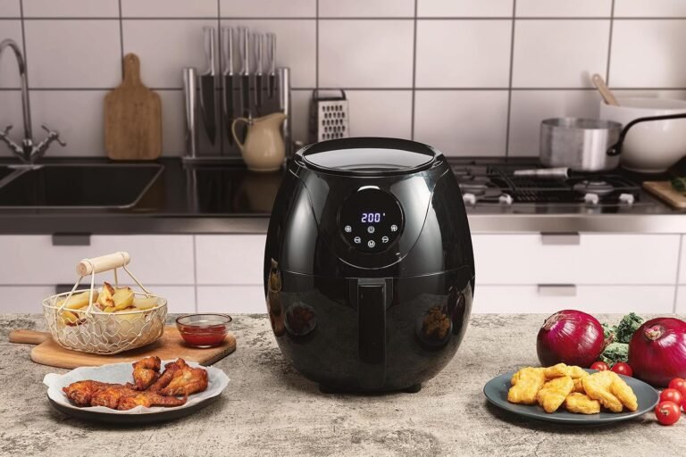 Linsar Heißluftfritteuse 3 l - Entdecken Sie die 3-in-1 XL Airfryer für knusprig-leckere Gerichte ohne Öl. Mit digitalem LED-Touchscreen und 6 Programmen für maximale Vielseitigkeit. Die 1200 W Leistung sorgt für eine schnelle und gleichmäßige Zubereitung. Jetzt bestellen und genießen!